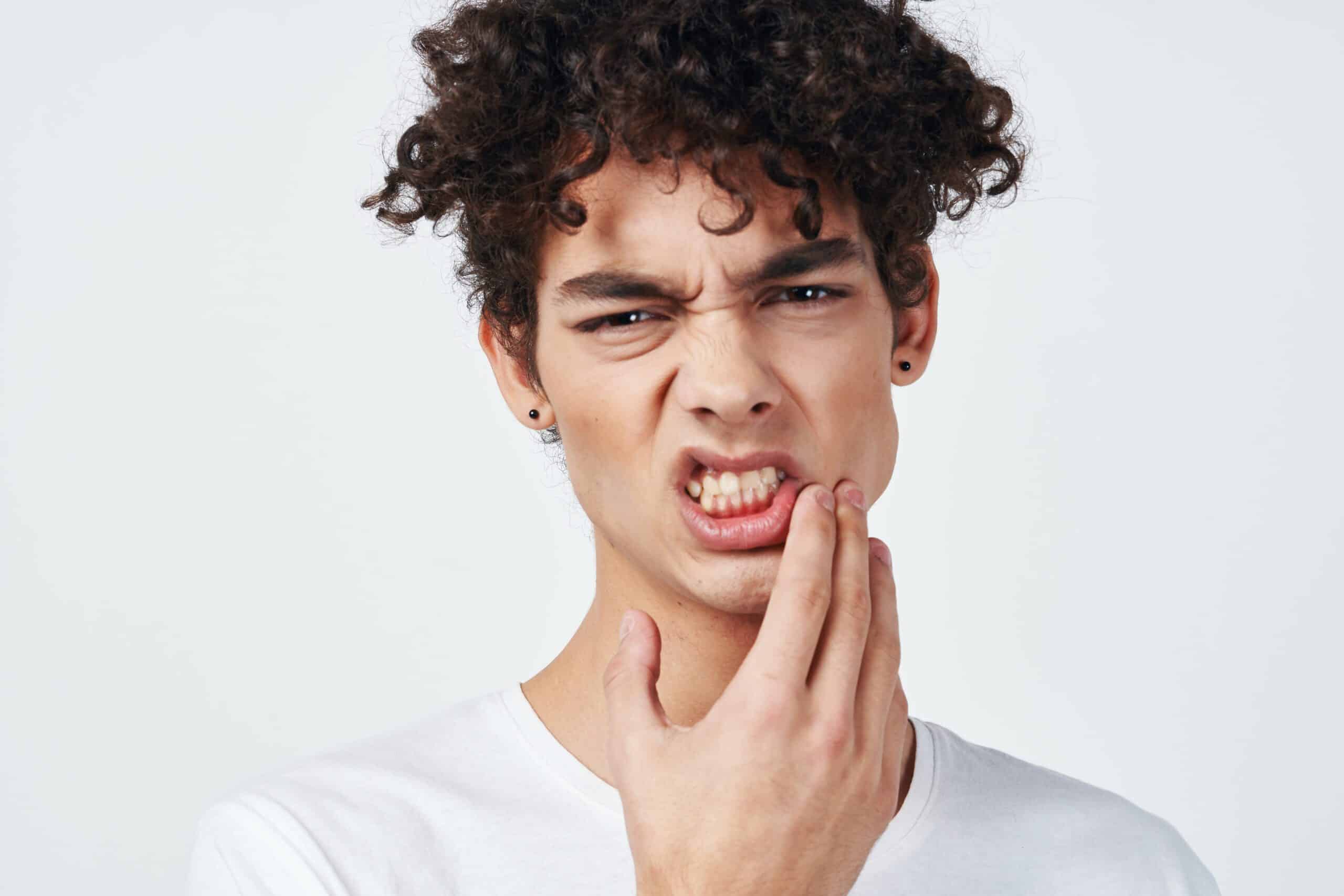 How Does Non-Surgical Therapy Treat Gingivitis?